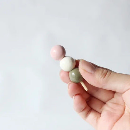 Hanami Dango Chopstick Rest